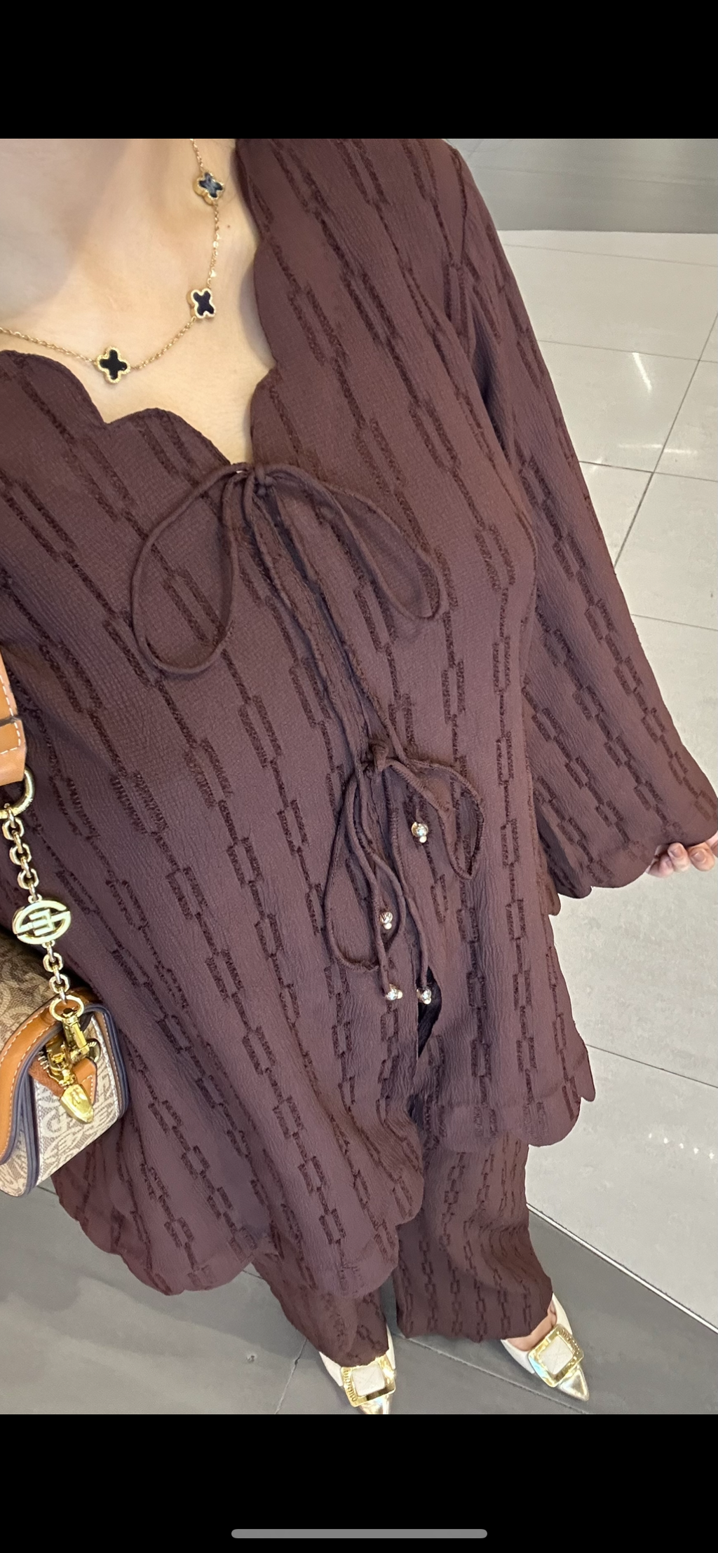 Brown Éclat