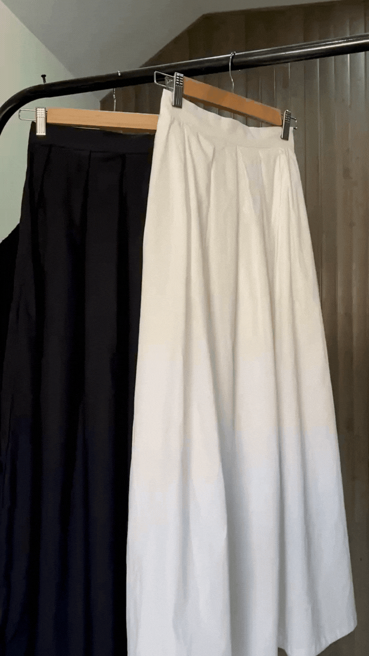 Classic Pleated Skirt